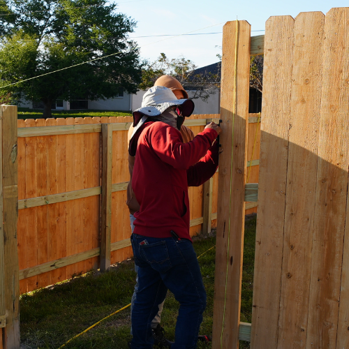 Fence Repair and Maintenance Service